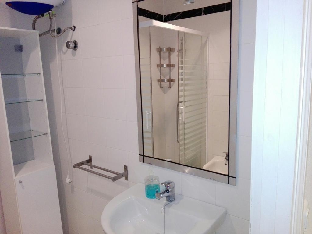 Centrico Apartamento Con Patio Privado セビリア エクステリア 写真